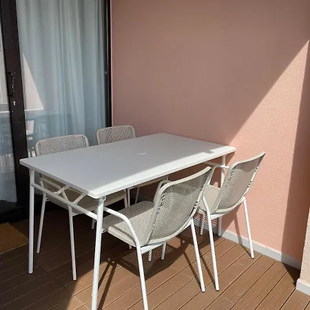 Vue - Piscine - Tennis - 2p Avec Jardin - Cannes
