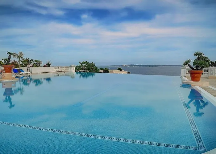 T2 Vue - Piscine - Jardin - Tennis - Apartamento *