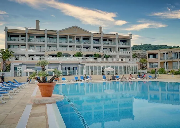 Apartamento T2 Vue - Piscine - Jardin - Tennis -