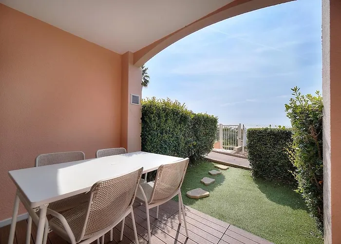 Apartamento T2 Vue - Piscine - Jardin - Tennis -