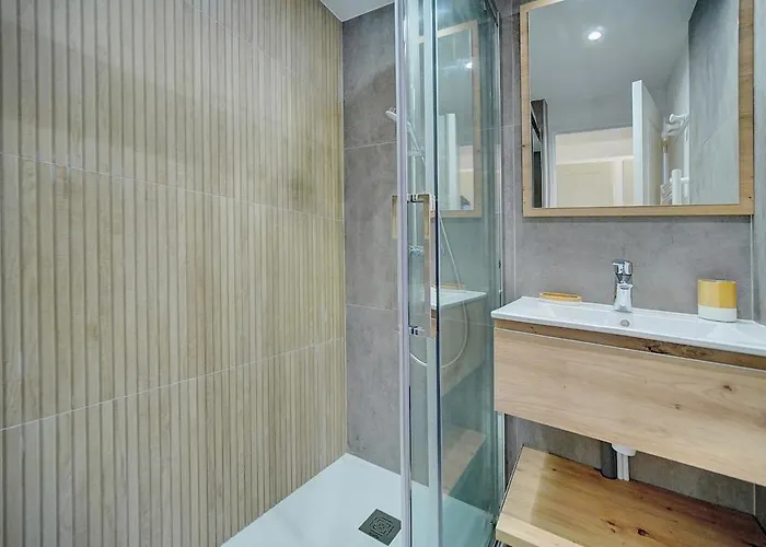 Apartamento T2 Vue - Piscine - Jardin - Tennis -