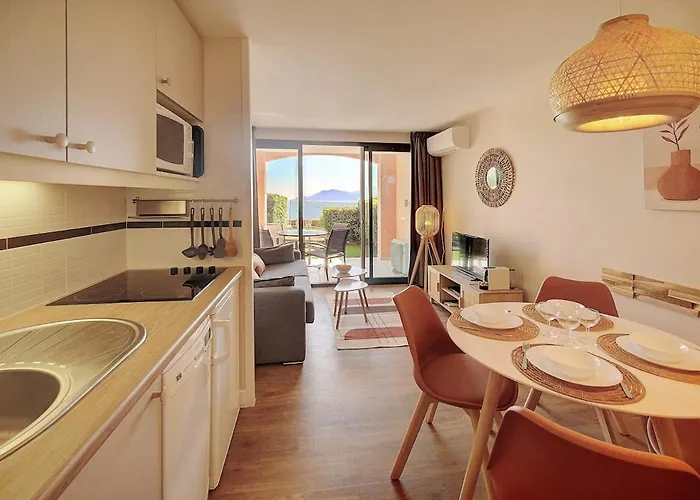 Apartamento T2 Vue - Piscine - Jardin - Tennis - *